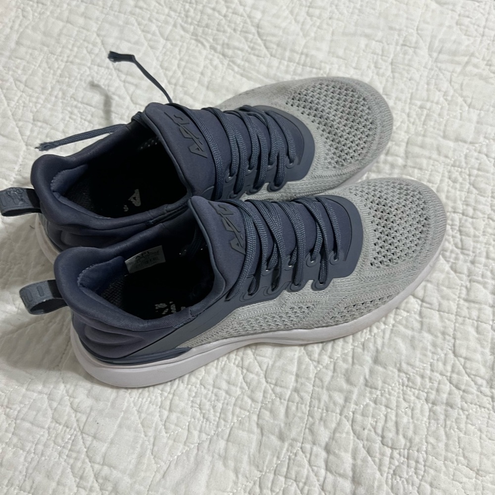 APL TechLoom Tracer